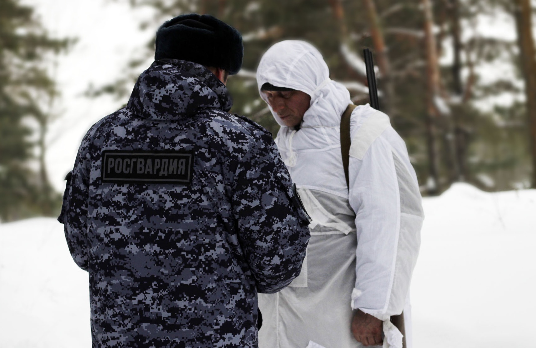 Ульяновские росгвардейцы напоминают о правилах обращения с оружием в сезон охоты.