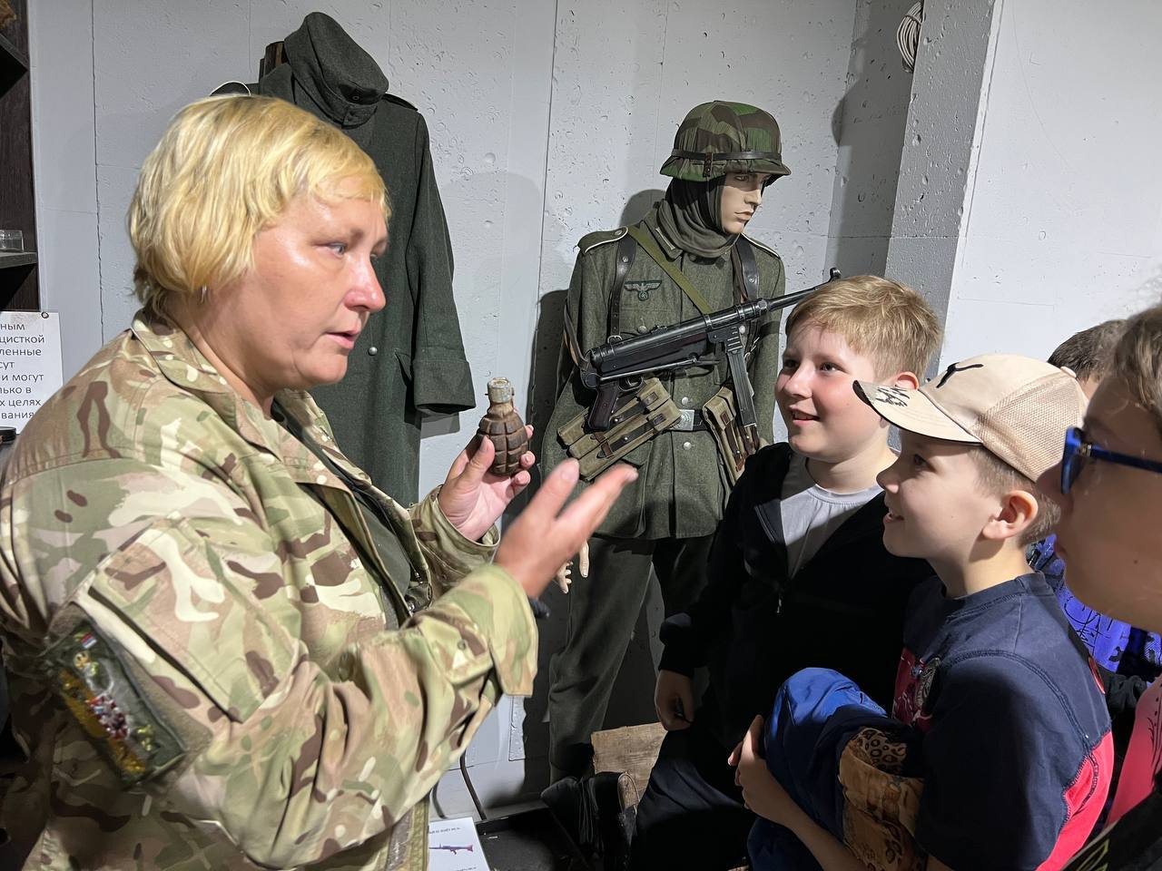 Зал Боевой Славы посетили ученики 47 школы.