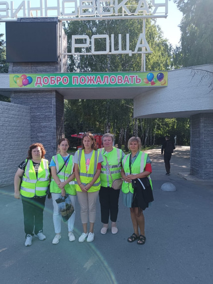 В первой половине августа 2024 года народные дружинники Железнодорожного района активно участвовали в обеспечении общественного порядка во время проведения различных массовых мероприятий.. В первой половине августа 2024 года народные дружинники Железнодорожного района активно участвовали в обеспечении общественного порядка во время проведения различных массовых мероприятий..